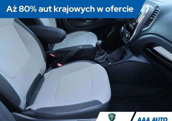 Renault Captur cena 50000 przebieg: 37512, rok produkcji 2016 z Barczewo małe 301